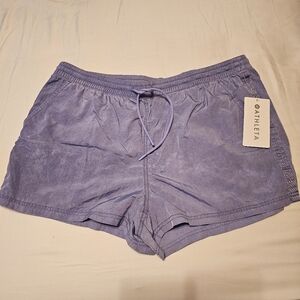NWT Athleta Expedition Short